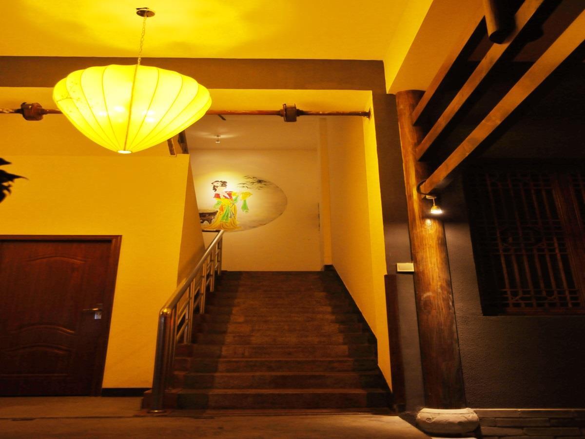 Renli Hotel Chengdu Esterno foto